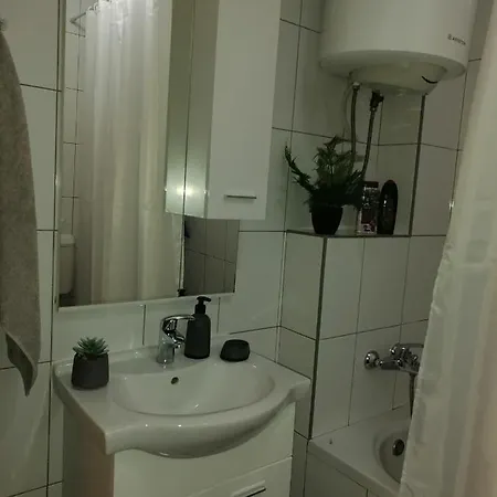 Two * סראייבו